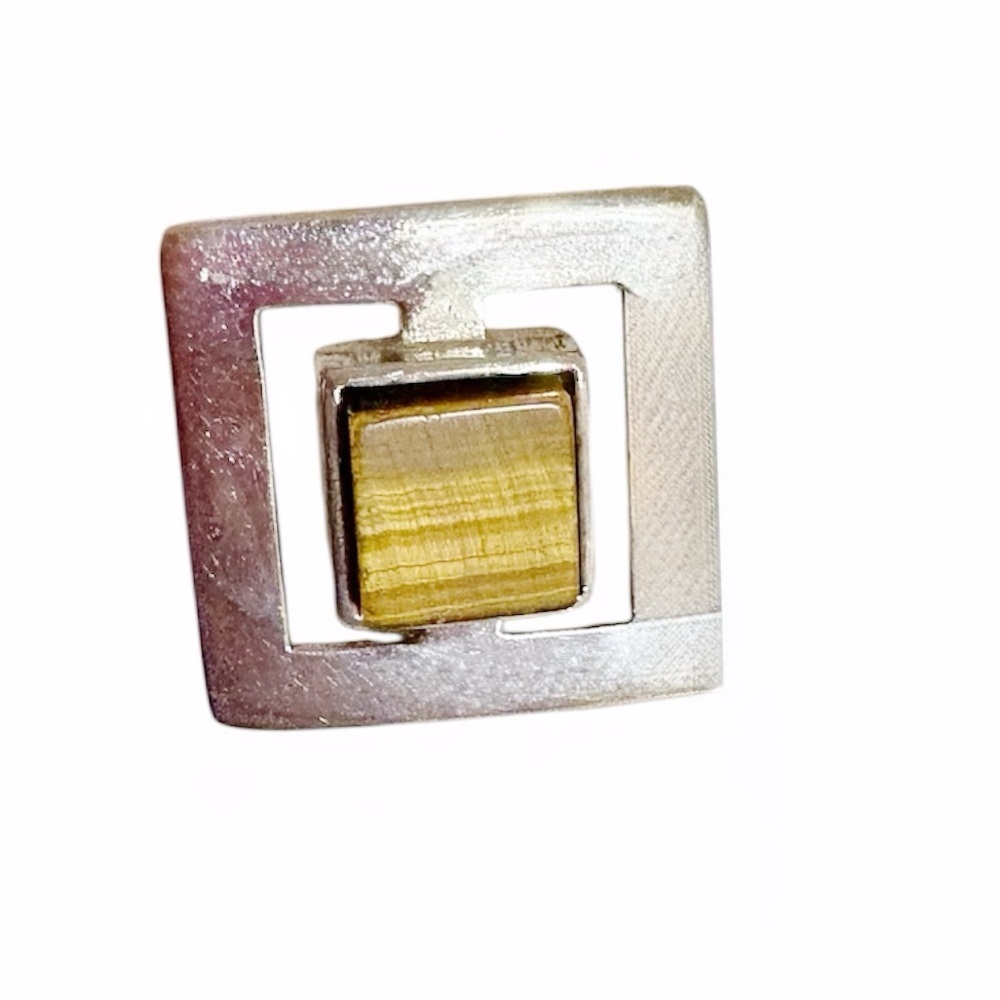 Sterling Silver Genuine Tigers Eye Pendant.